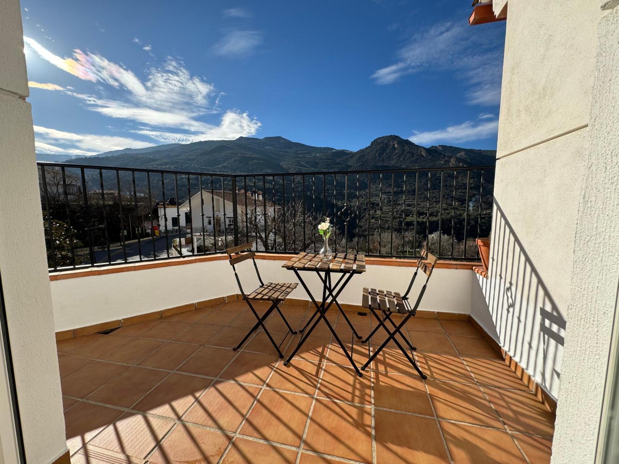 Casa A La Vera De La Sierra Güéjar Sierra Exterior foto